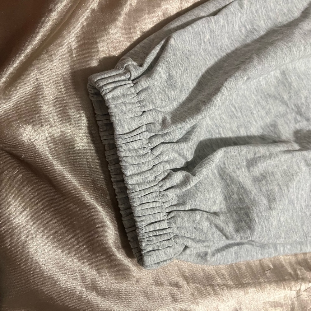 FINESSE Sweatpants - Picture 5 of 7
